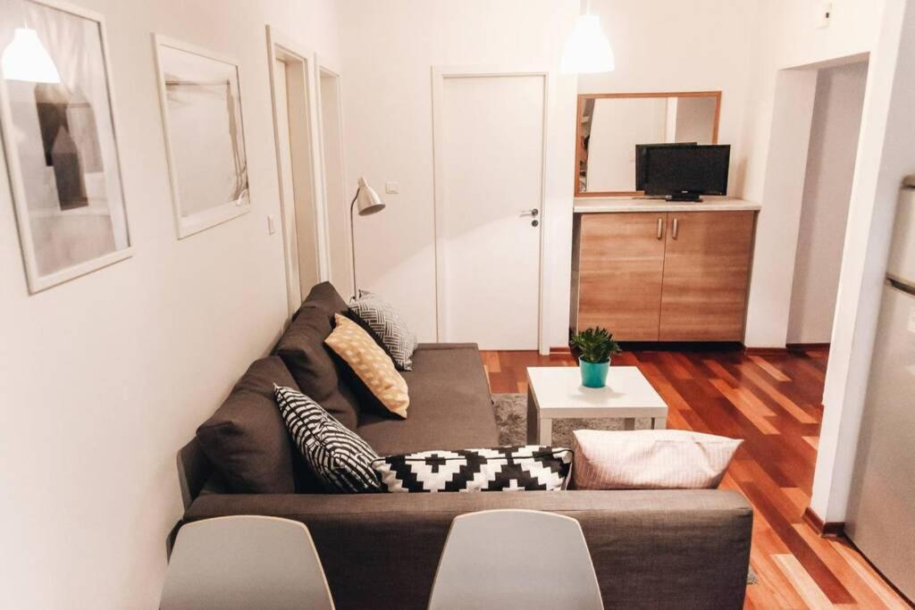 Cosy In A Quiet Neighborhood Apartament *