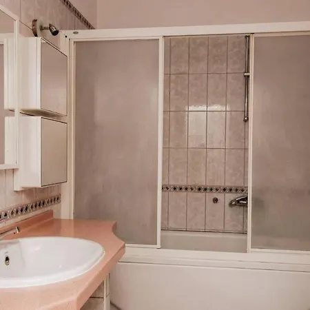 Cosy Apartment In A Quiet Neighborhood Zadar Exterior foto